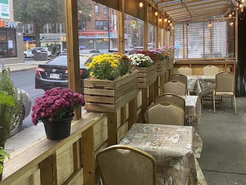 Ruzana Middle Eastern Restaurant - Arabic Shawarma & Falafel exterior